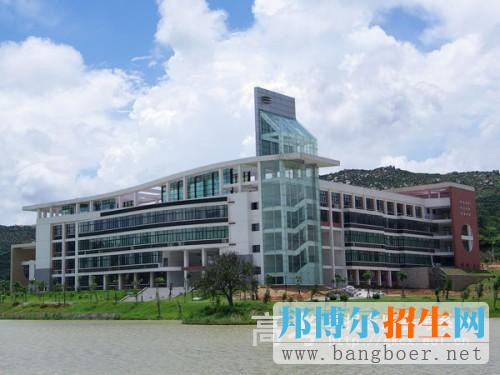 廈門大學嘉庚學院校園一角6068