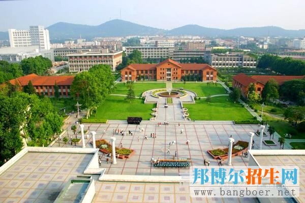 安徽理工大學(xué)校園一角4171