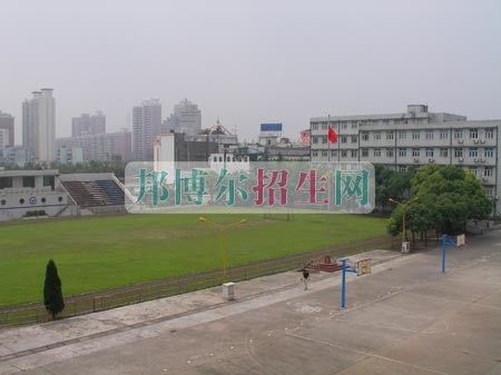 上海交通職業(yè)技術(shù)學(xué)院招生辦聯(lián)系電話