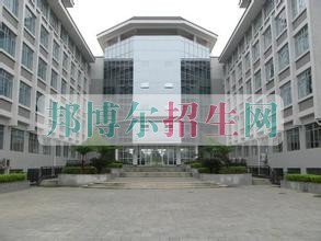 桂林旅游高等專科學(xué)校是幾本