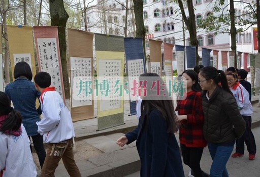 四川省儀隴縣扶輪育才職業(yè)學(xué)校