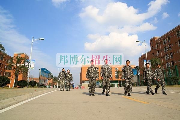 四川成都五月花學(xué)校2017年招生簡章，我要最新的！