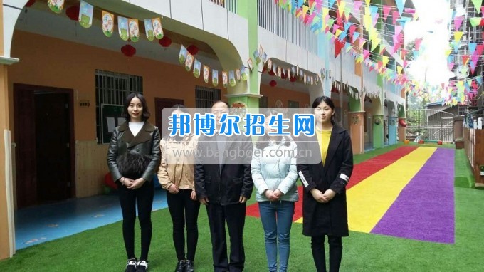 南充師范學(xué)校蔡禮儒校長赴高坪、嘉陵參加實(shí)習(xí)就業(yè)基地掛牌并看望實(shí)習(xí)生