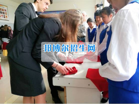 閬中市旅游學?；咏涣鲿? width=