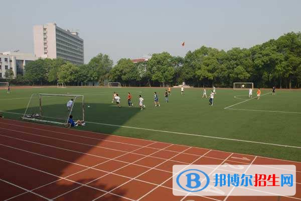 南充職工大學(xué)2018年報名條件、招生對象