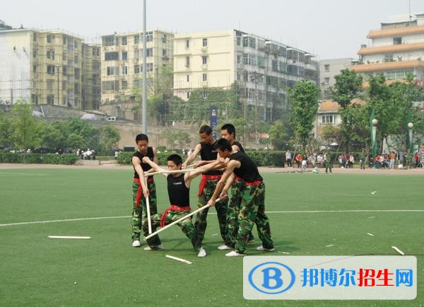 自貢龍錦職業(yè)技術(shù)學(xué)校招生辦聯(lián)系電話