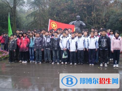 武勝縣一力中等職業(yè)學(xué)校2018年報(bào)名條件、招生對(duì)象