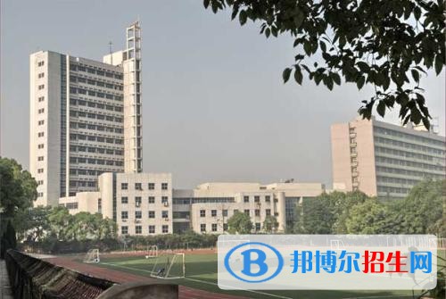 南充市職工大學(xué)2018年報名條件、招生對象