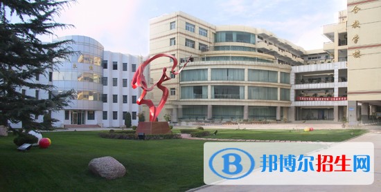石家莊桃李中等專業(yè)學校招生辦聯(lián)系電話