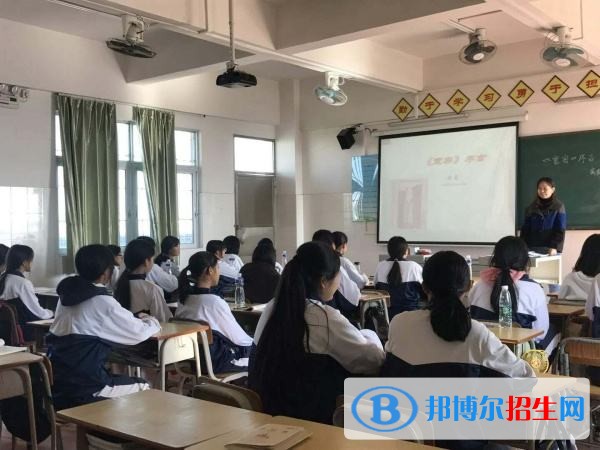 秦皇島燕成中等專業(yè)學(xué)校2018年報名條件、招生對象