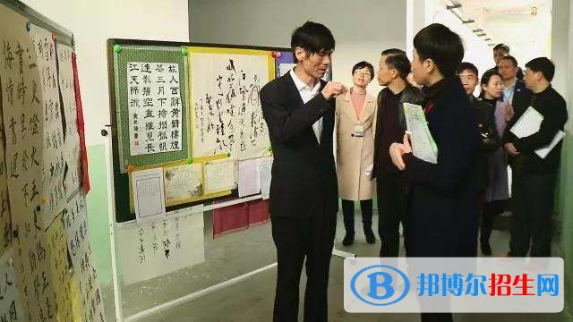秦皇島燕成中等專(zhuān)業(yè)學(xué)校招生辦聯(lián)系電話(huà)