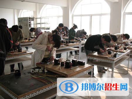 河北現(xiàn)代冶金工業(yè)學(xué)校有哪些專(zhuān)業(yè)