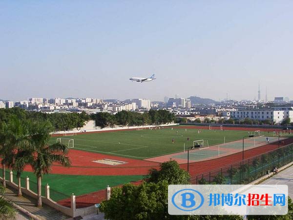 重慶航天職業(yè)技術(shù)學(xué)院?jiǎn)握泻?jiǎn)章