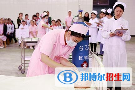 重慶中專學(xué)校有哪些專業(yè)適合女生