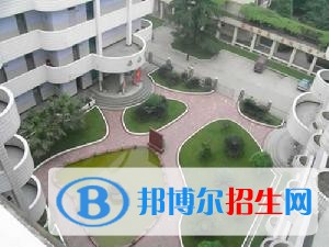 四川讀中專學校有前途嗎