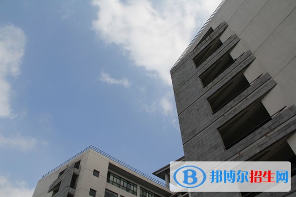 浙江經(jīng)濟(jì)職業(yè)技術(shù)學(xué)院?jiǎn)握袌?bào)名條件