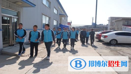 方山縣職業(yè)中學(xué)2019年報(bào)名條件、招生對(duì)象