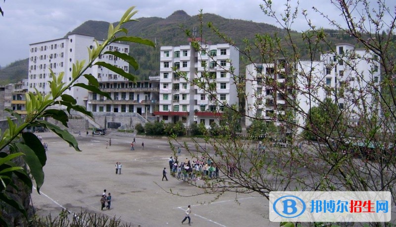 西安職高好還是中專學校好