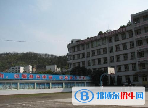 四川珙縣職業(yè)技術(shù)學(xué)校2019年報(bào)名條件、招生對(duì)象
