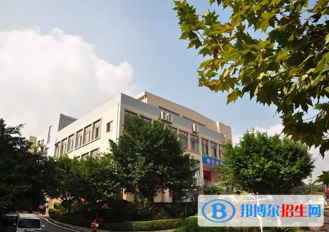 重慶輕工業(yè)學校怎么樣、好不好