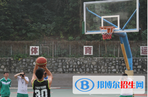 廣州電子信息學校5