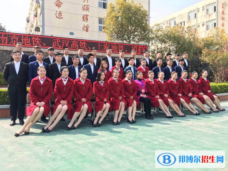 南京市2020年初中生女生讀什么鐵路學(xué)校好