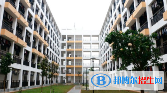 廣西二輕高級(jí)技工學(xué)校2020年報(bào)名條件、招生要求、招生對(duì)象