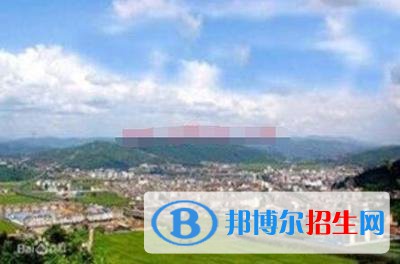 峨山縣職業(yè)高級中學(xué)2020年報名條件、招生要求、招生對象