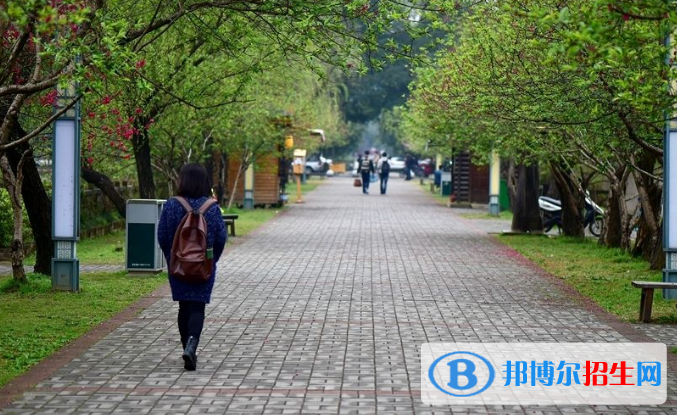 南陽(yáng)第三中等職業(yè)學(xué)校怎么樣、好不好