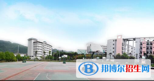 銅仁技工學校2020年學費、收費多少