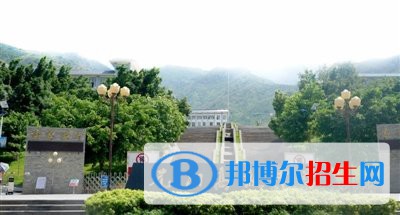 元陽縣民族職業(yè)高級中學(xué)2020年宿舍條件