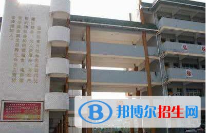 印江中等職業(yè)學(xué)校2020年學(xué)費(fèi)、收費(fèi)多少