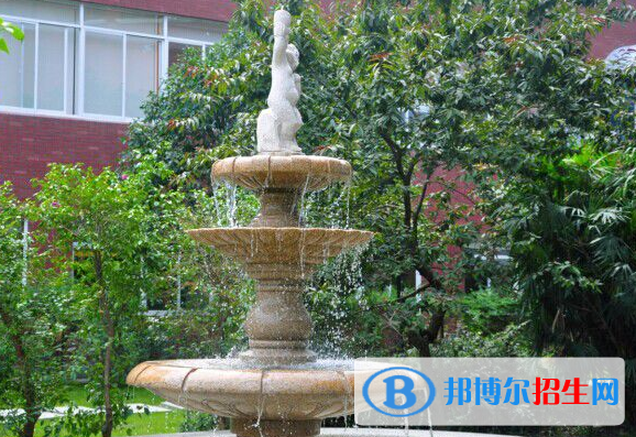 成都西雅美途外國語聯(lián)合學(xué)校