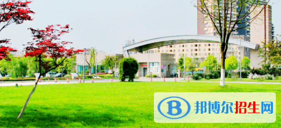 成都七中實驗學(xué)校國際部