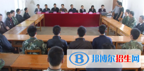 柳州機電工程學校2020年招生辦聯系電話
