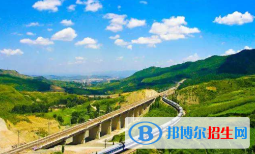 黃岡2020年鐵路學(xué)校學(xué)什么專業(yè)有前途