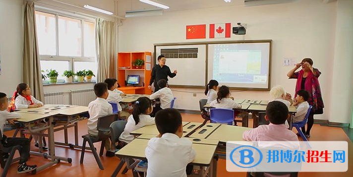 貴陽(yáng)觀山湖中鐵置業(yè)中加學(xué)校初中部2020年招生計(jì)劃