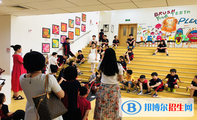長(zhǎng)沙瑋希國際學(xué)校初中部2020年招生辦聯(lián)系電話