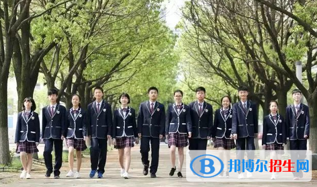張家港外國語學校初中部網站網址