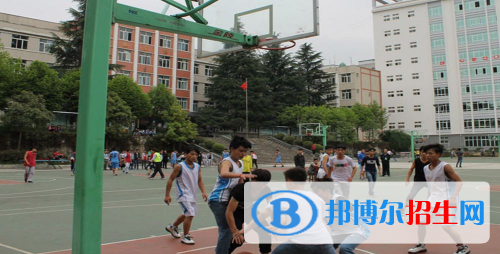 貴州電子工業(yè)學校2020年招生辦聯系電話