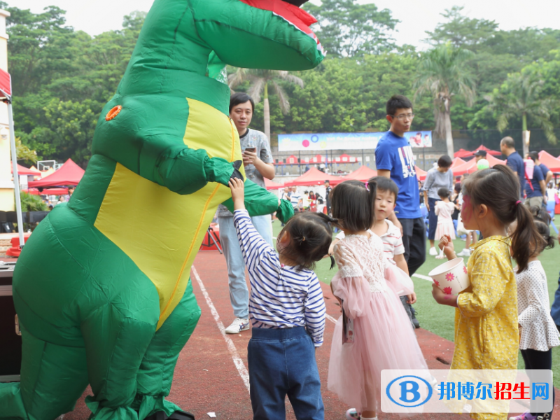 深圳曦城協(xié)同國際學(xué)校初中部2023年報(bào)名條件、招生要求、招生對象