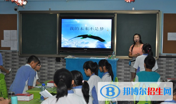 深圳康橋書院初中部地址在哪里