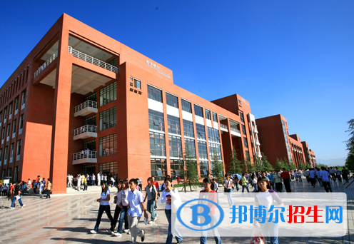  科技大學(xué)附屬中學(xué)2020年招生計劃