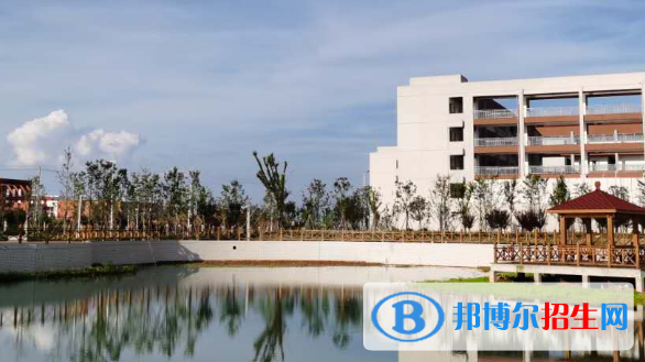 鷹潭職業(yè)技術(shù)學(xué)院2020年學(xué)費(fèi)、收費(fèi)多少