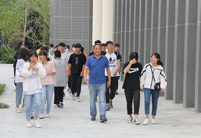 江蘇省新沂中等專業(yè)學(xué)校2020年報(bào)名條件、招生要求、招生對(duì)象
