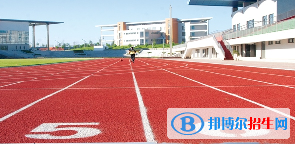  秦皇島第一中學(xué)怎么樣、好不好