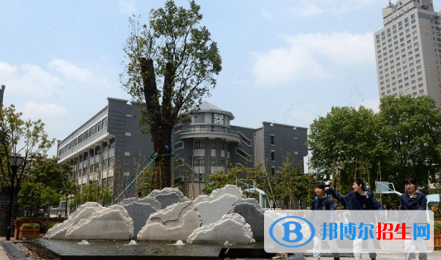 南京大學附屬中學2021年招生辦聯(lián)系電話