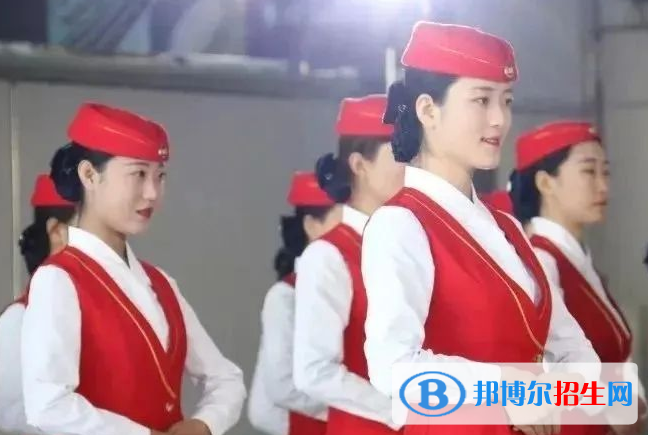 武漢2021年初中生可以去什么航空服務(wù)學(xué)校