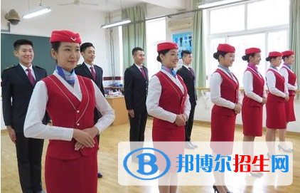 武漢2021年航空服務(wù)學(xué)校一般有哪些專業(yè)