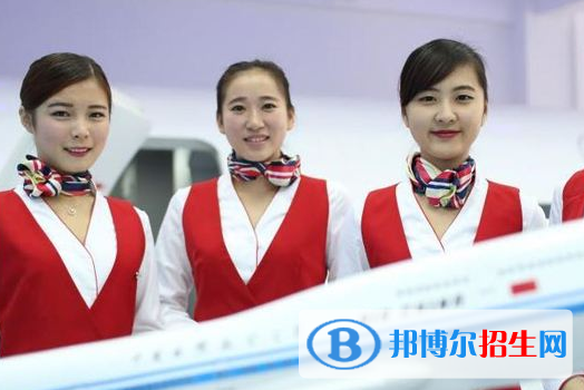 武漢2021年航空服務(wù)學(xué)校學(xué)什么專業(yè)有前途